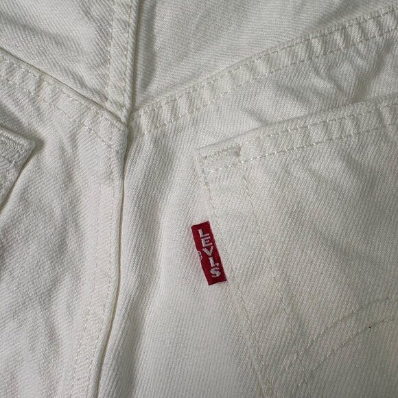 Levis Premium 501 Button Fly White Distressed Denim Cotton Shorts W24 - Picture 4 of 10